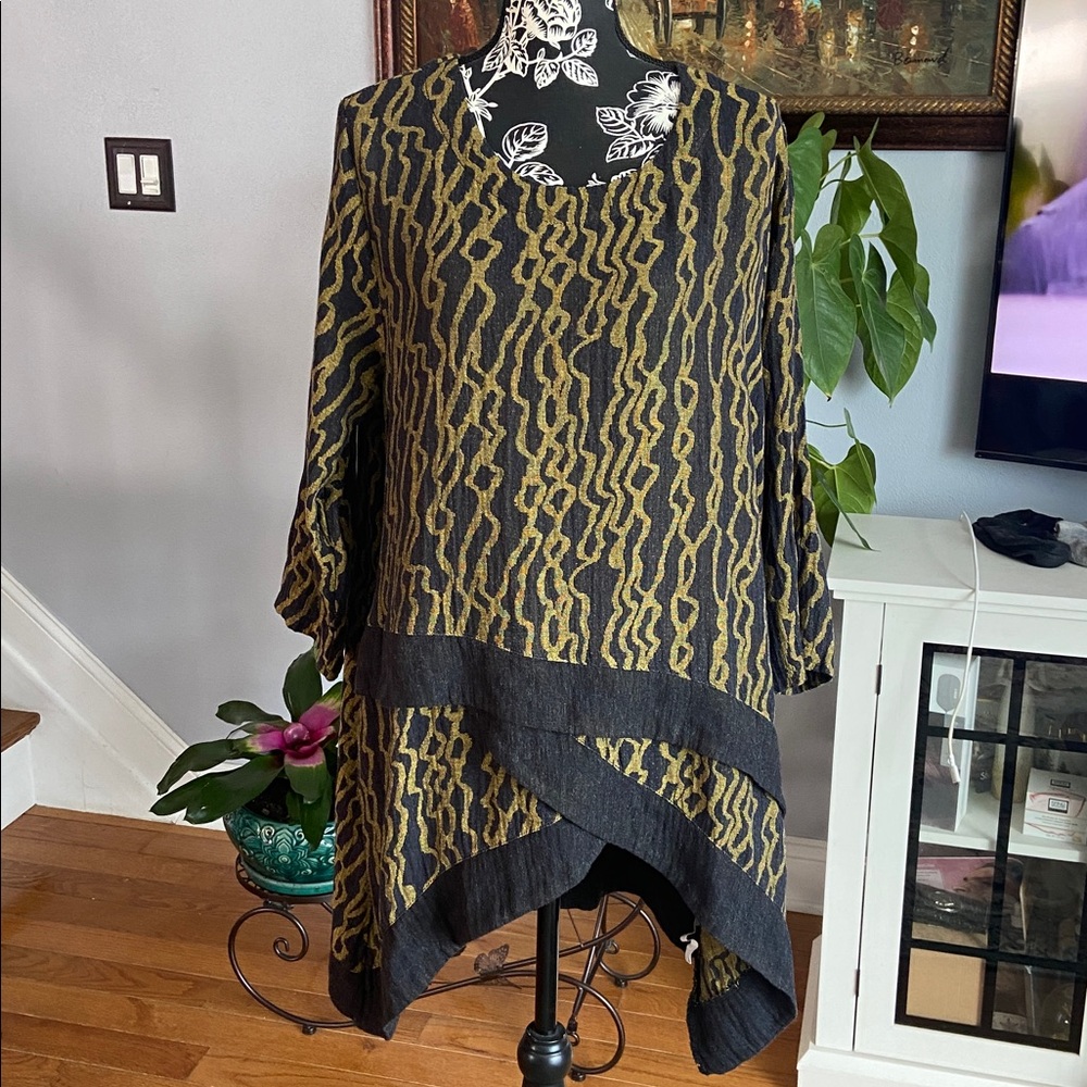 Zedd Plus tunic